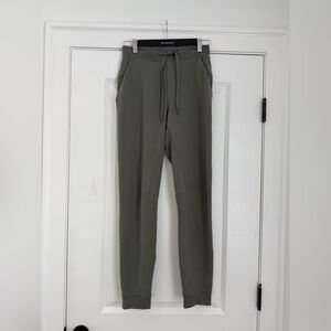 NWOT Lululemon Sweatpants